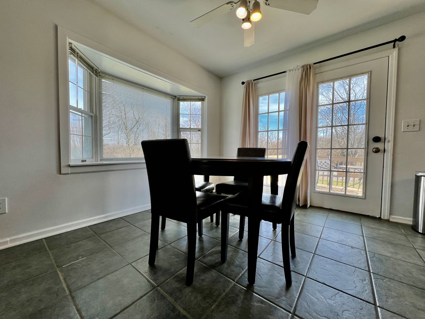 12 Month Lease Pricing Fully Furnished Rental Property – photo 4
