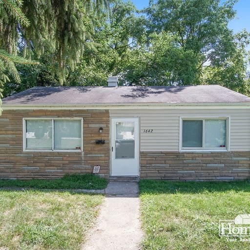 1642 N Elmer St – photo 1