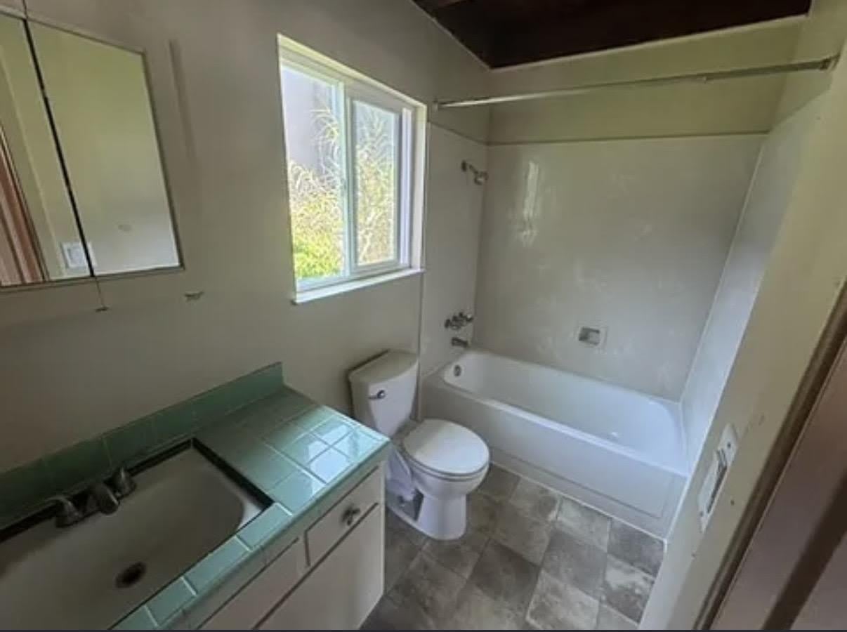 2562 Francisco BLVD A – photo 4