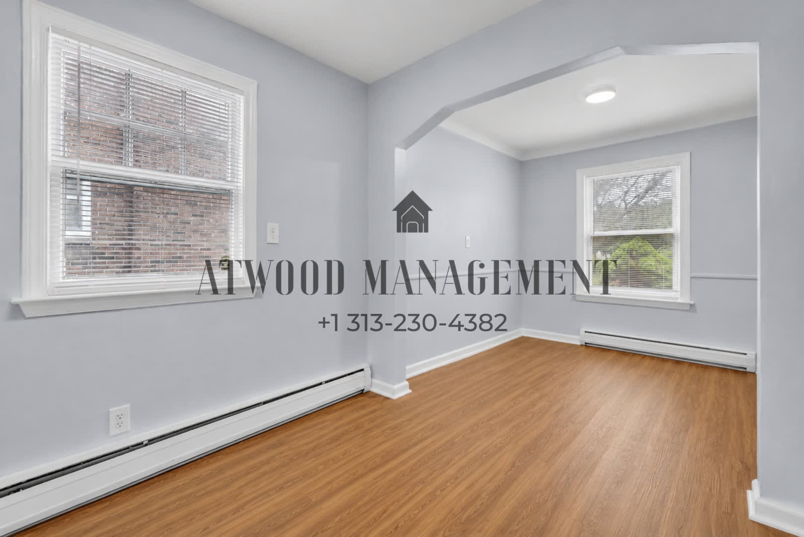 This beautifully updated 3-bedroom, 2-bath single-family home is ready for move-in! – photo 5
