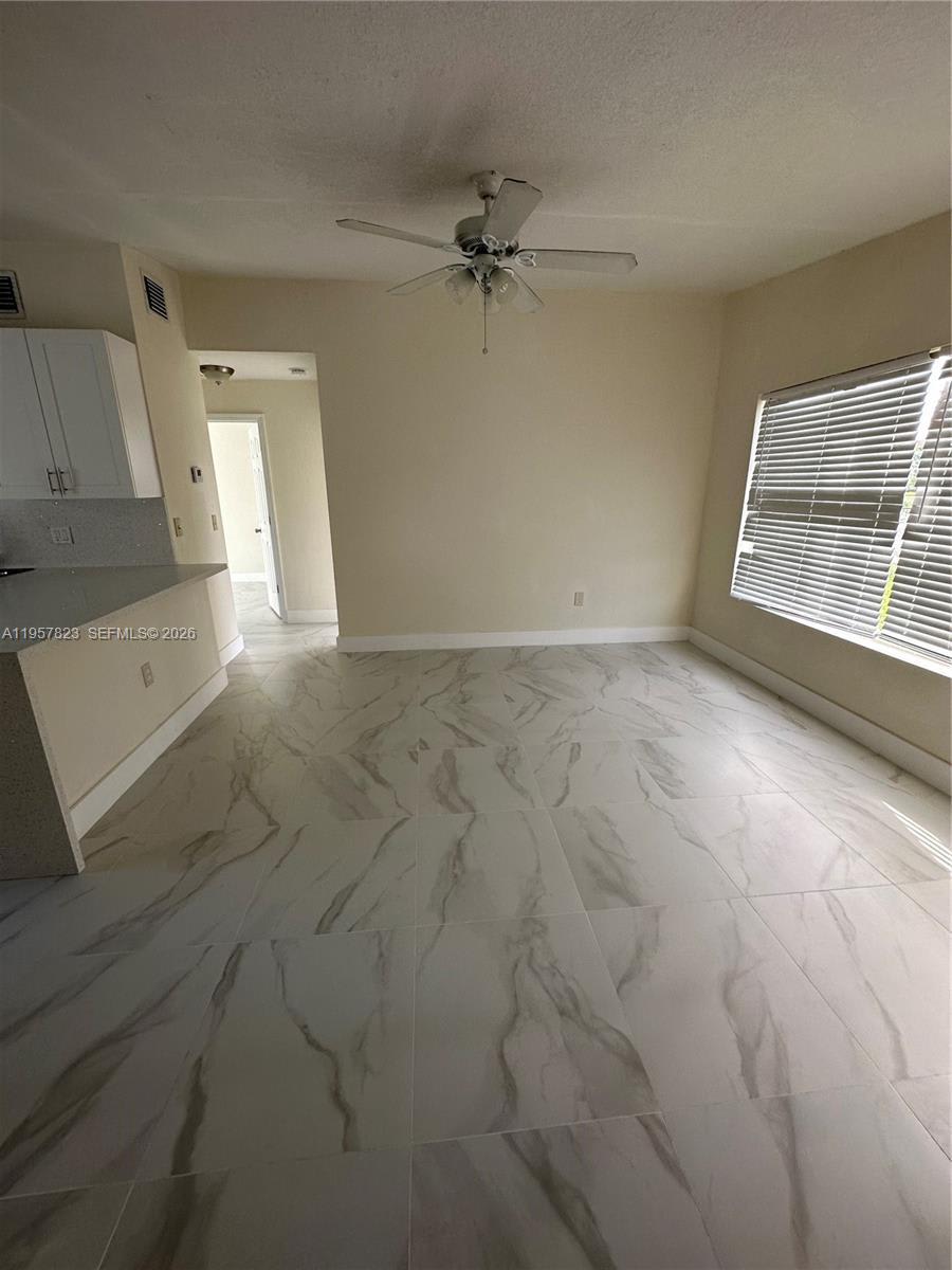 4541 SW 41st St – photo 5