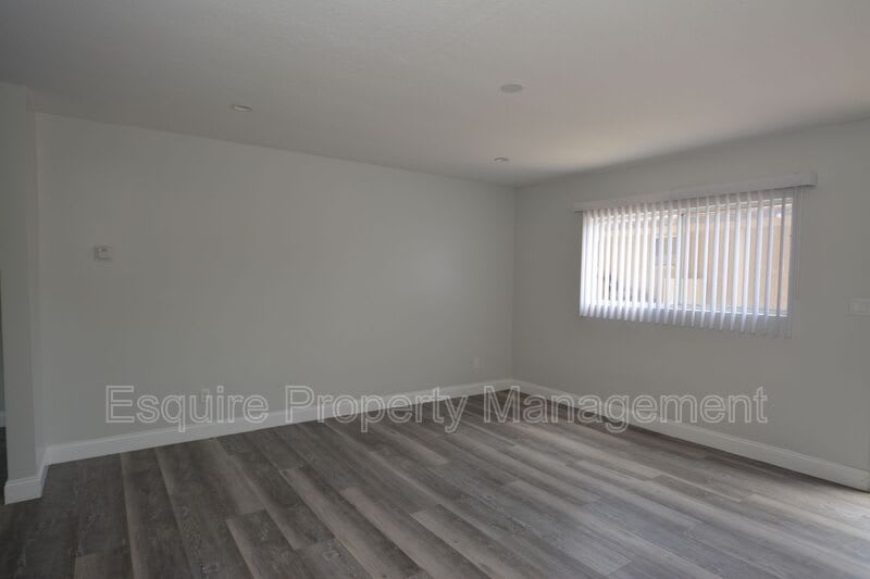 128 E. B STREET – photo 3