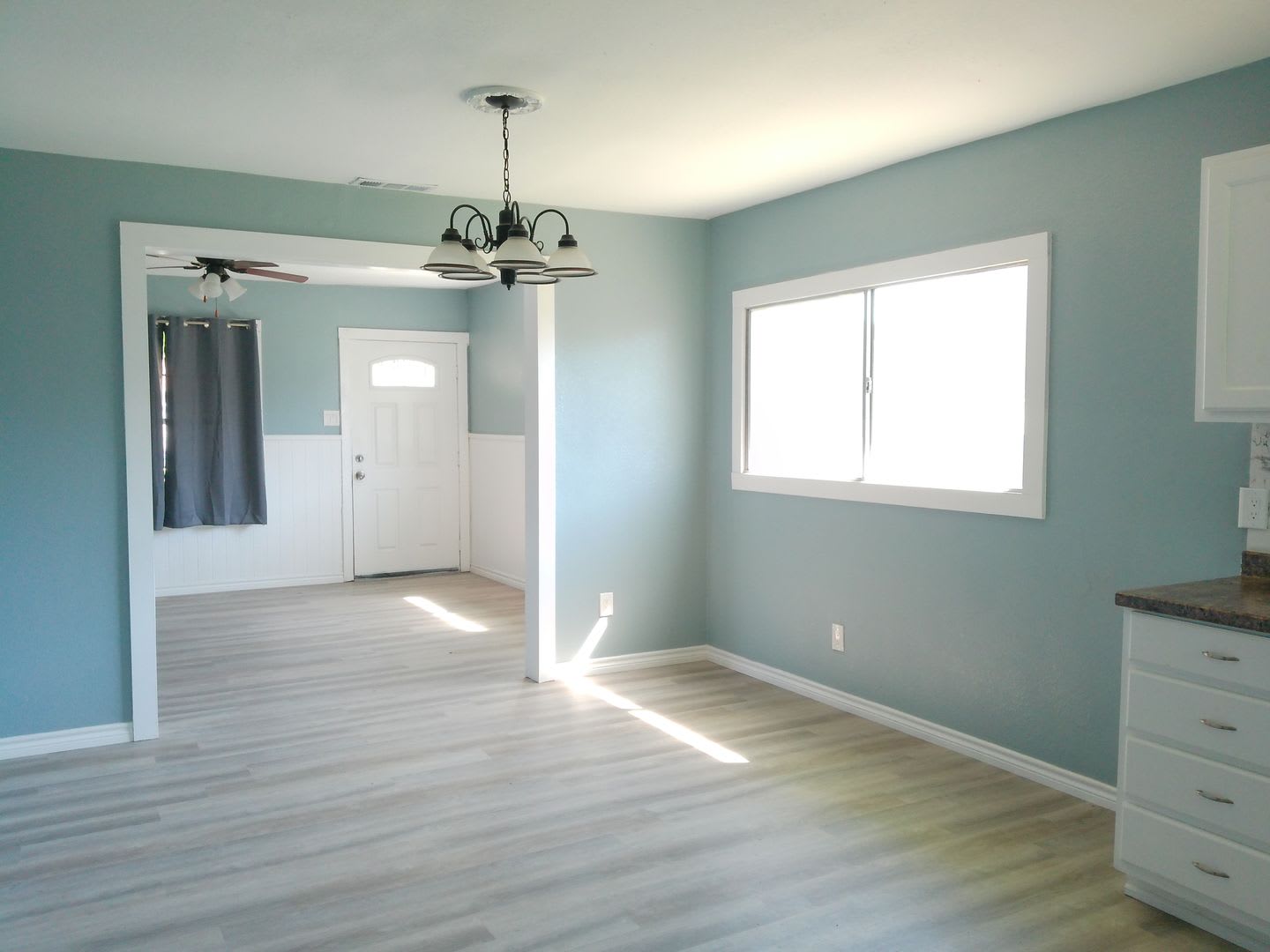 4313 Molina Dr 2 Bed 1 Bath 1250 Month – photo 3