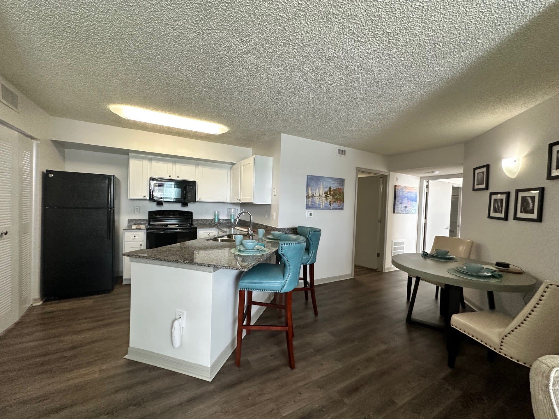 Madalyn Landing – photo 5
