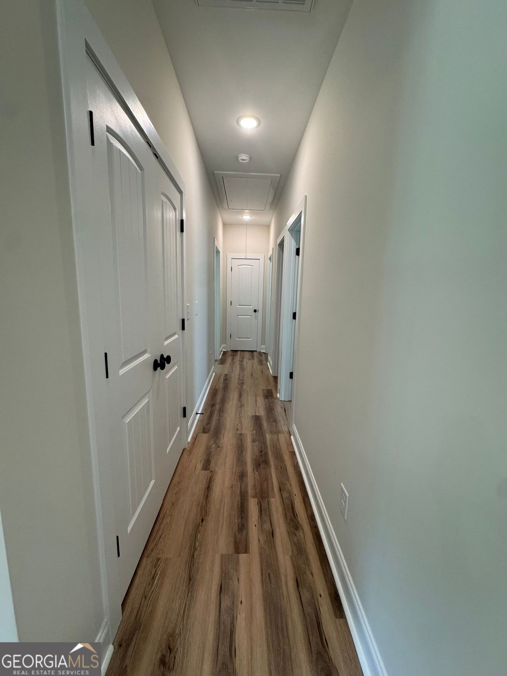 201 Oak Avenue – photo 5