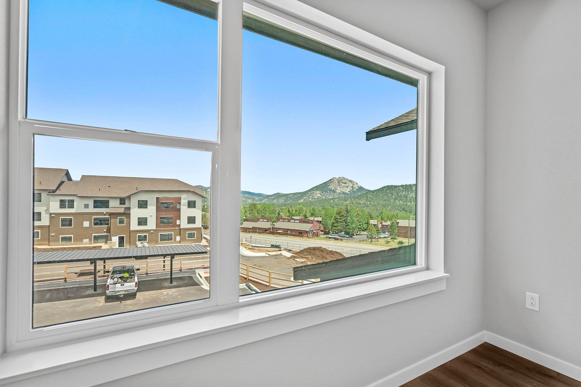 Prospector Apartments – photo 4