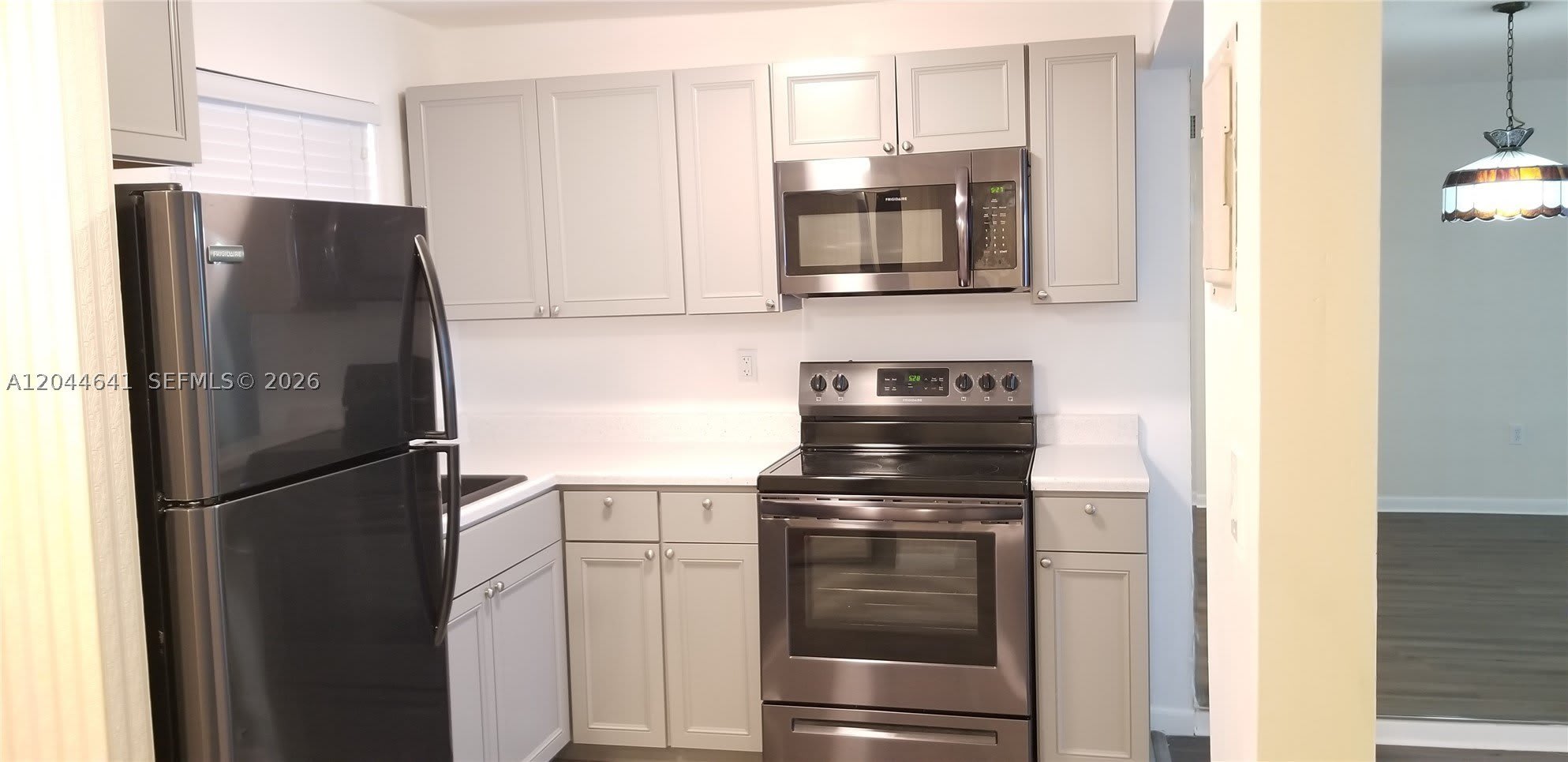 8130 Sunrise Lakes Blvd – photo 1