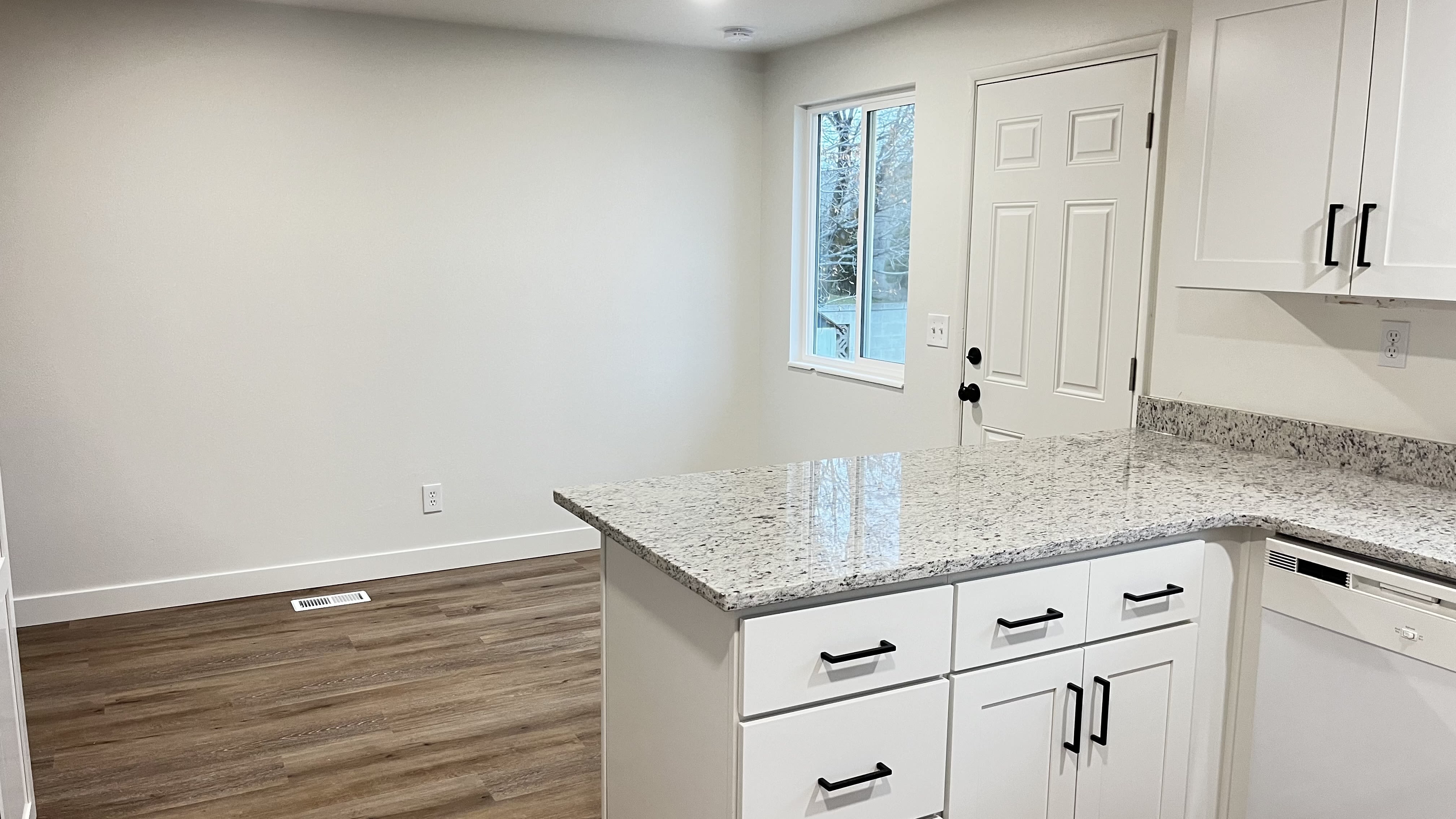 4284 South Orleans Way – photo 4