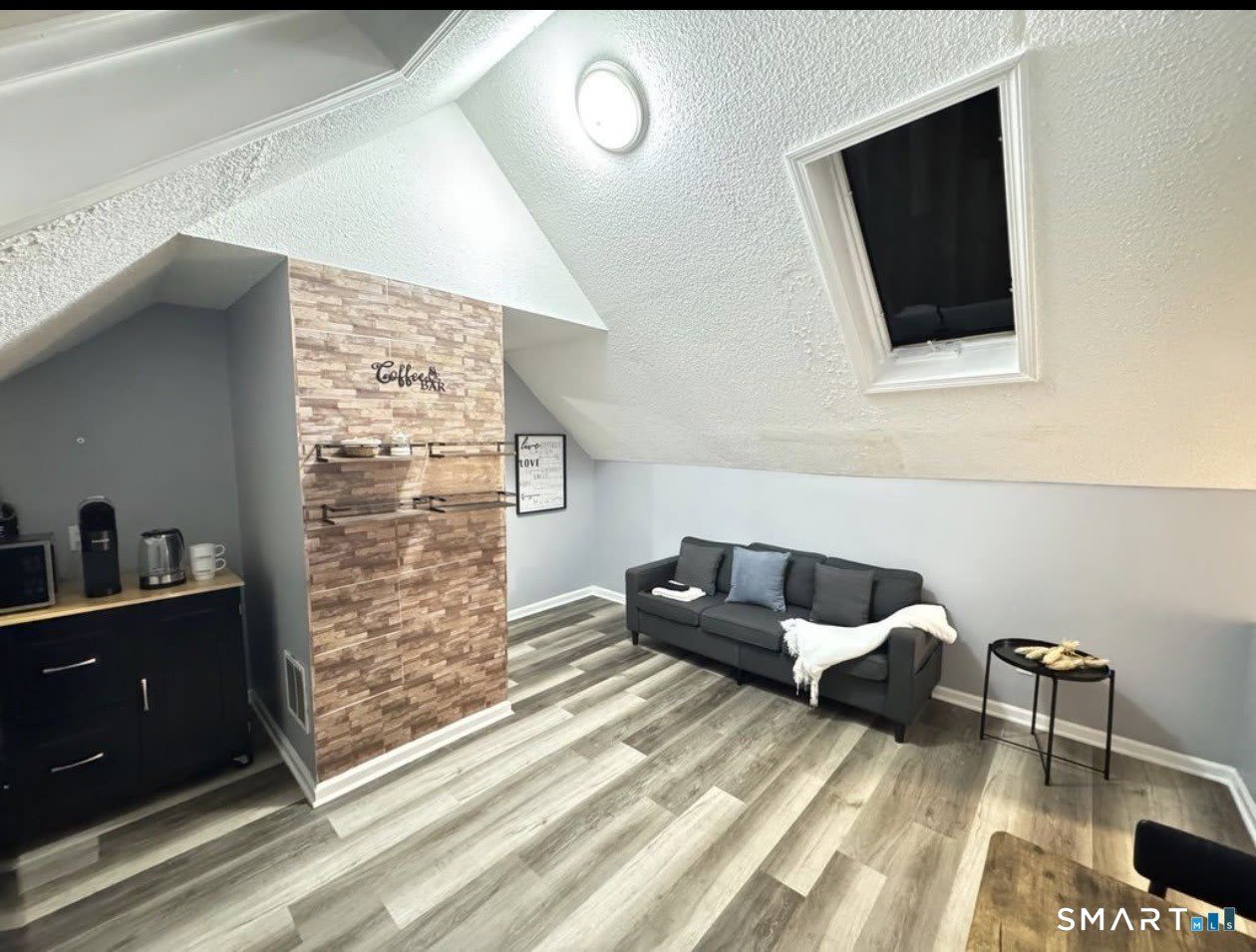 21 Pond Lily Avenue – photo 3