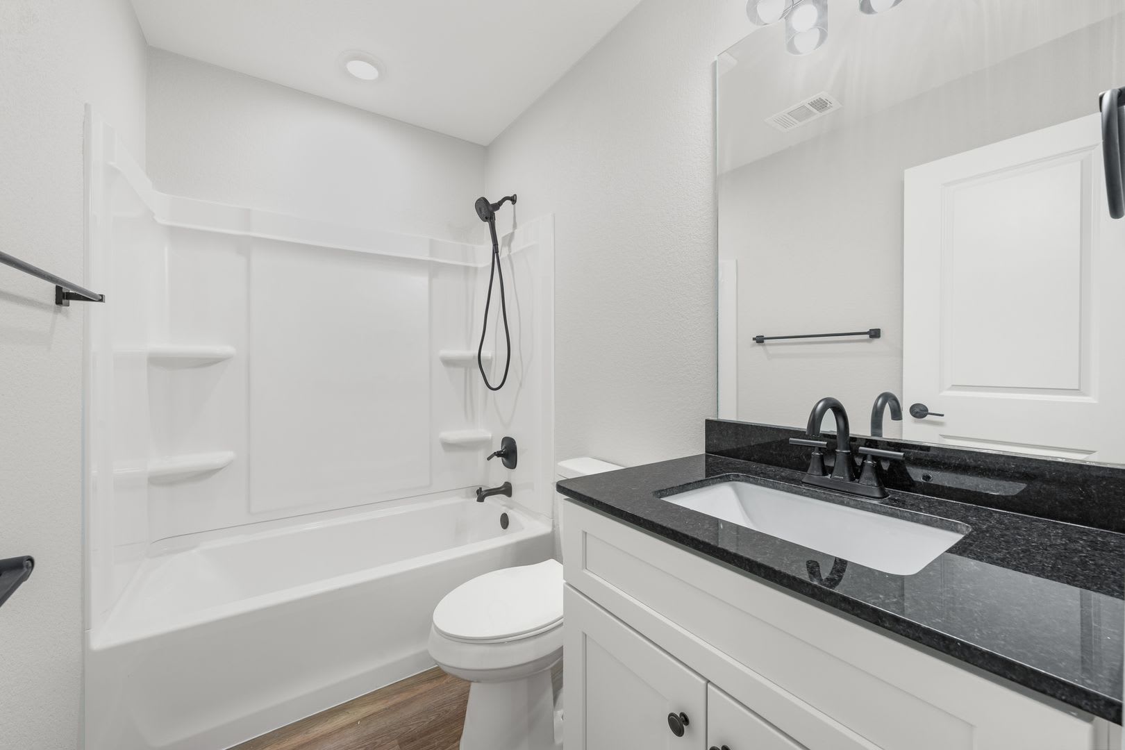 Brand New Modern And Ready For You In Temple Tx – photo 4