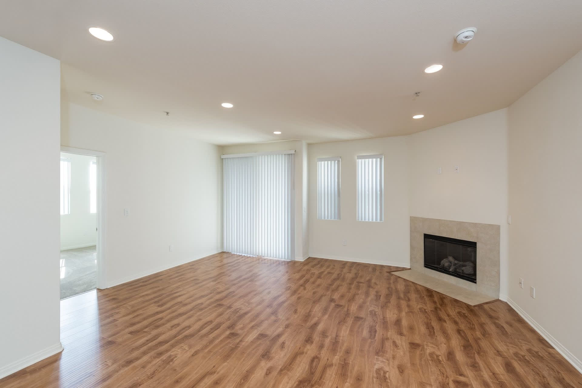 Glenoaks Villas – photo 3