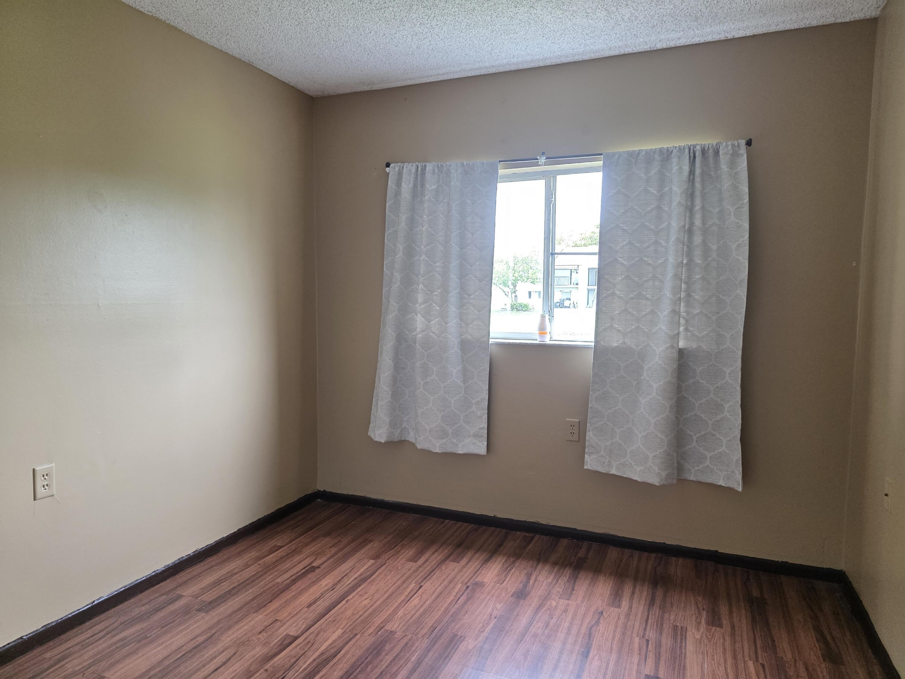1127 LAKE TERRY Drive – photo 5