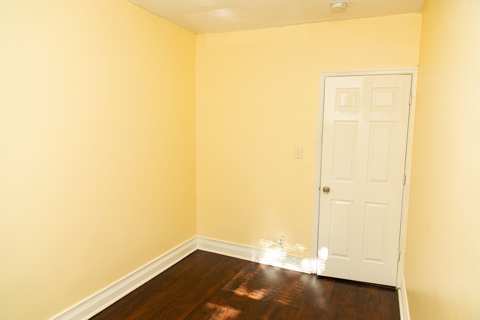 Renovated And Spacious 4Bedroom Townhouse In West Baltimore – photo 2