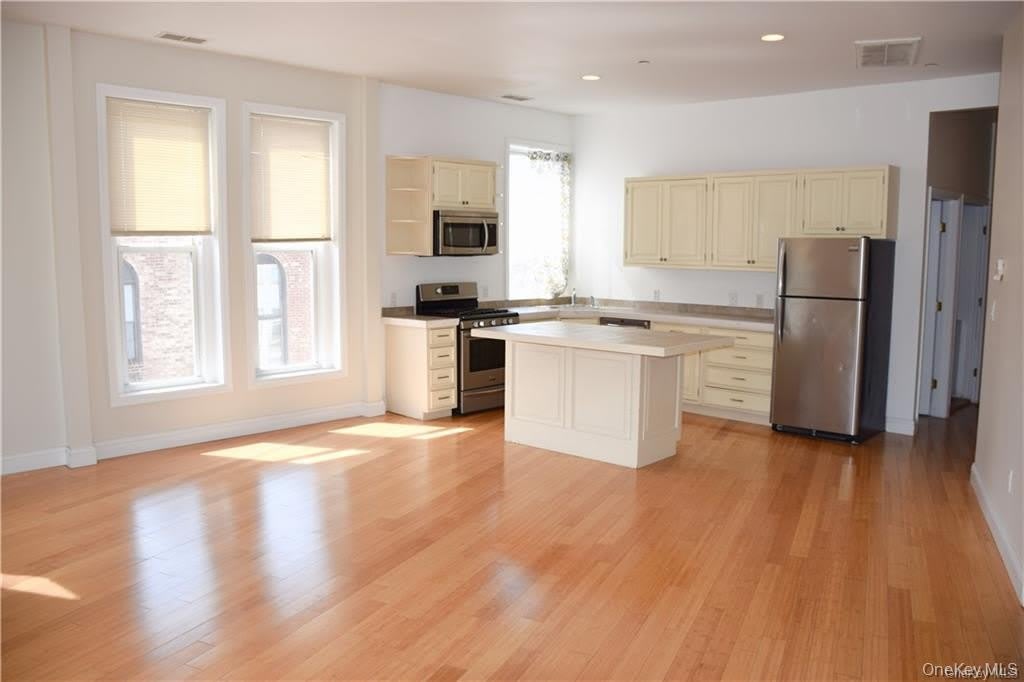 141 Main Street – photo 2