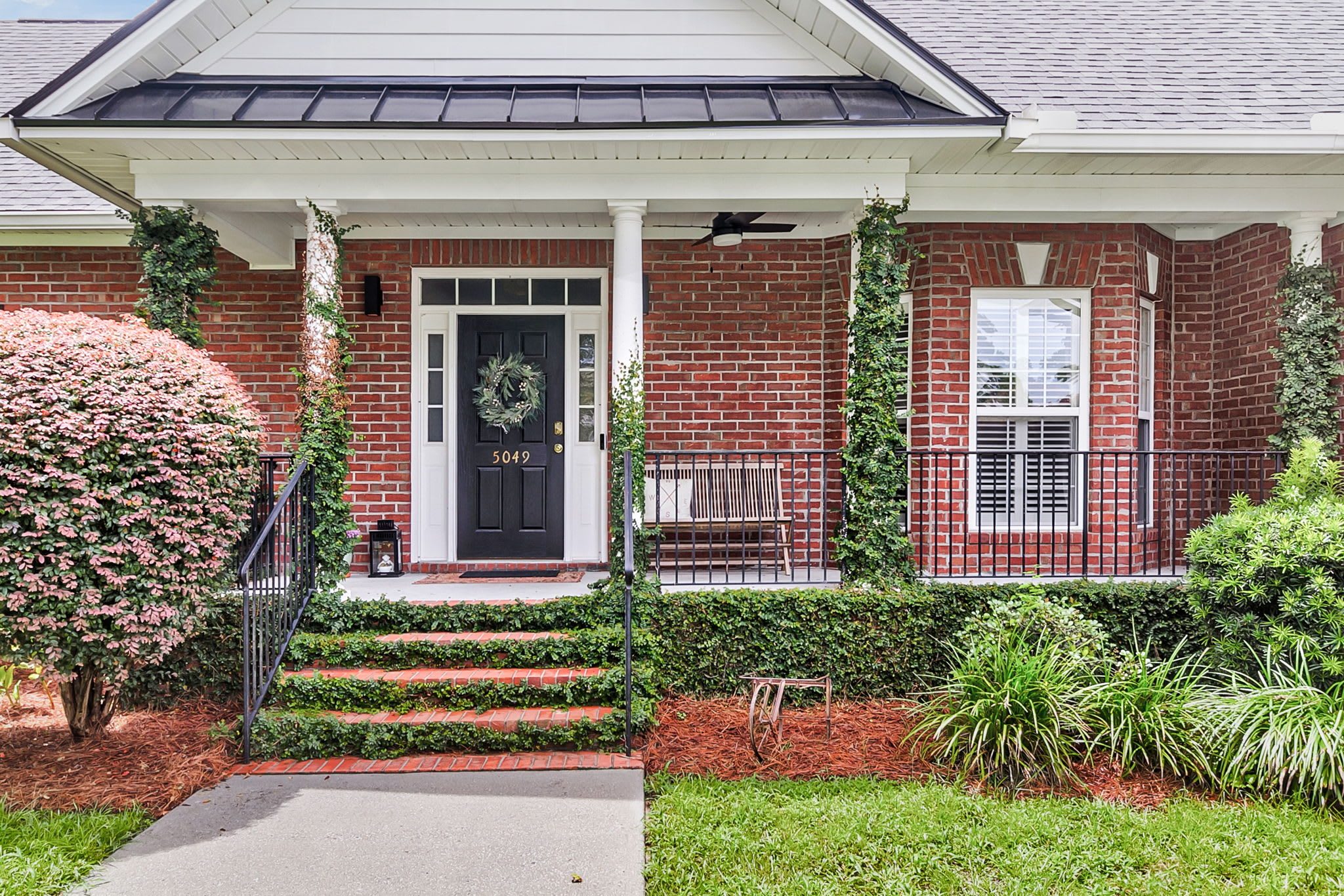 5049 Spaniel Drive – photo 3
