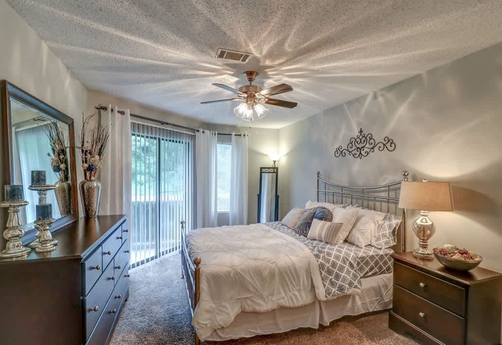 Woodhill Apartments – photo 4