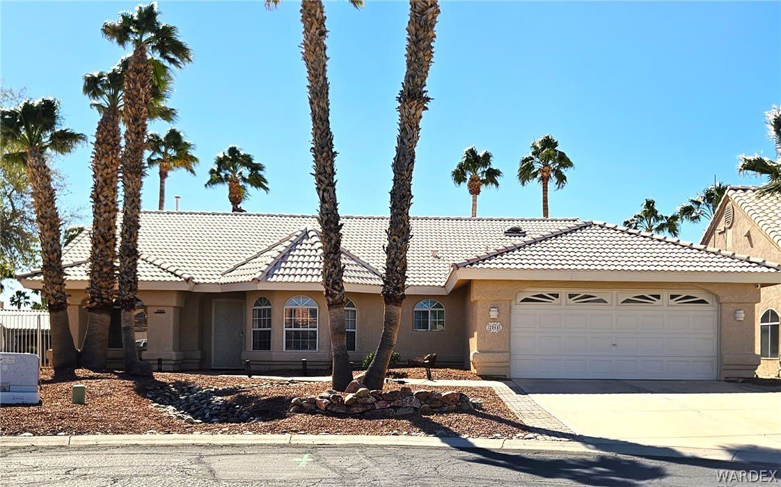 2068 E Lago Grande Bay – photo 1