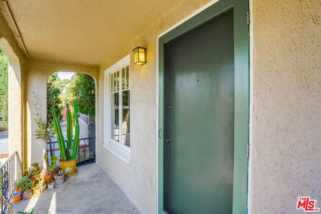 3221 Berkeley Ave – photo 4