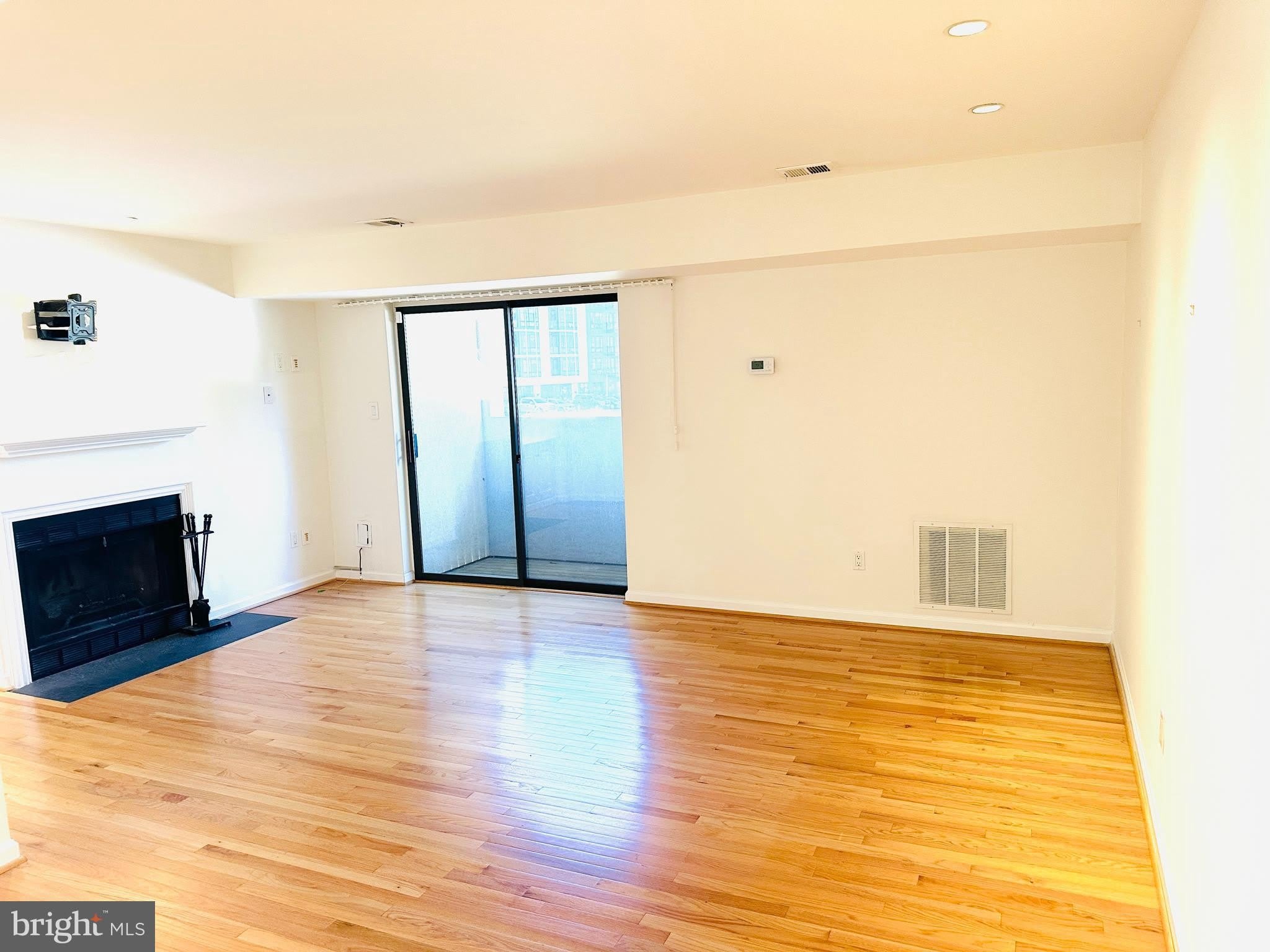 8902 BATTERY Place – photo 5