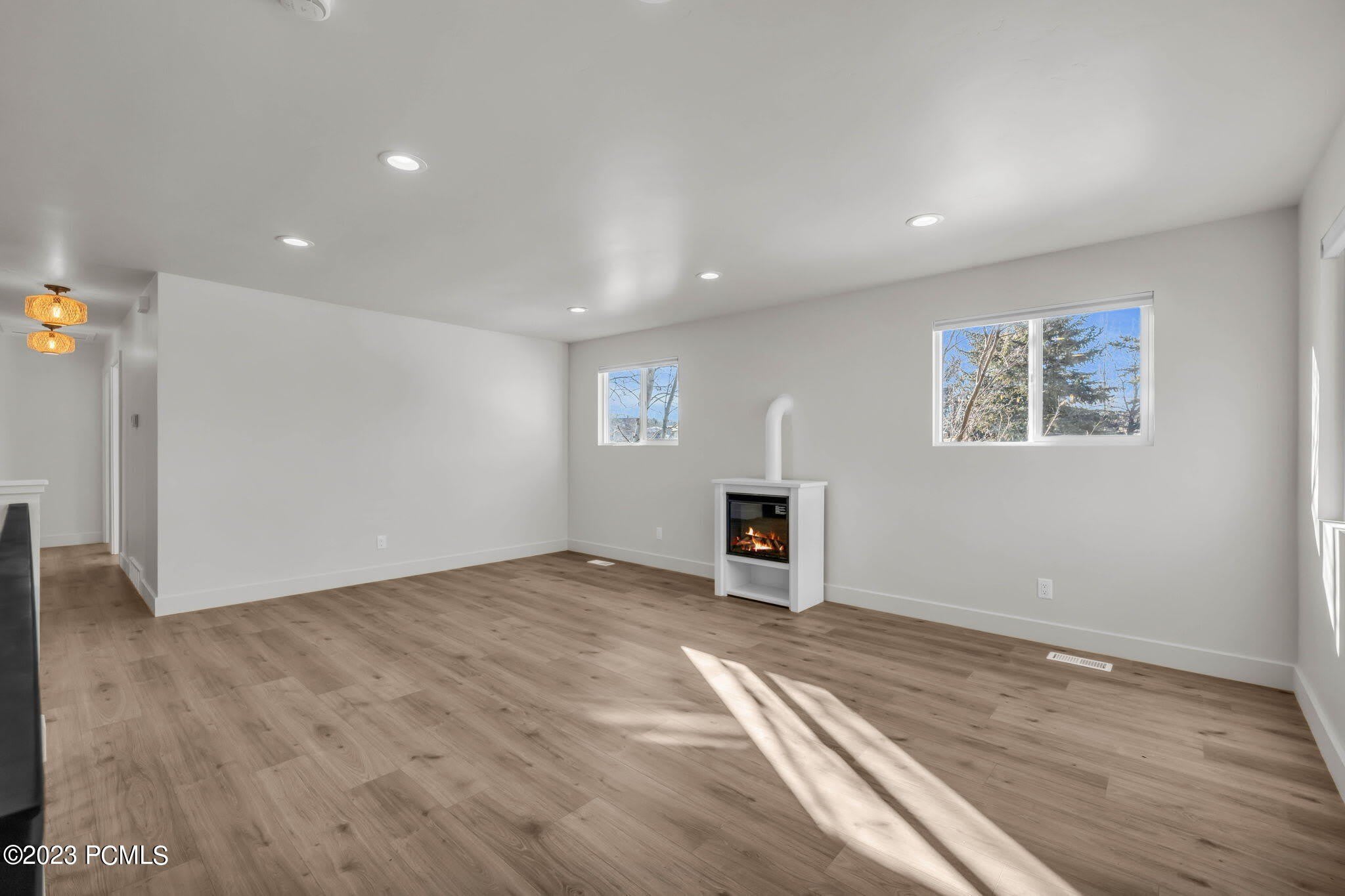 6236 N Countryside Circle – photo 3