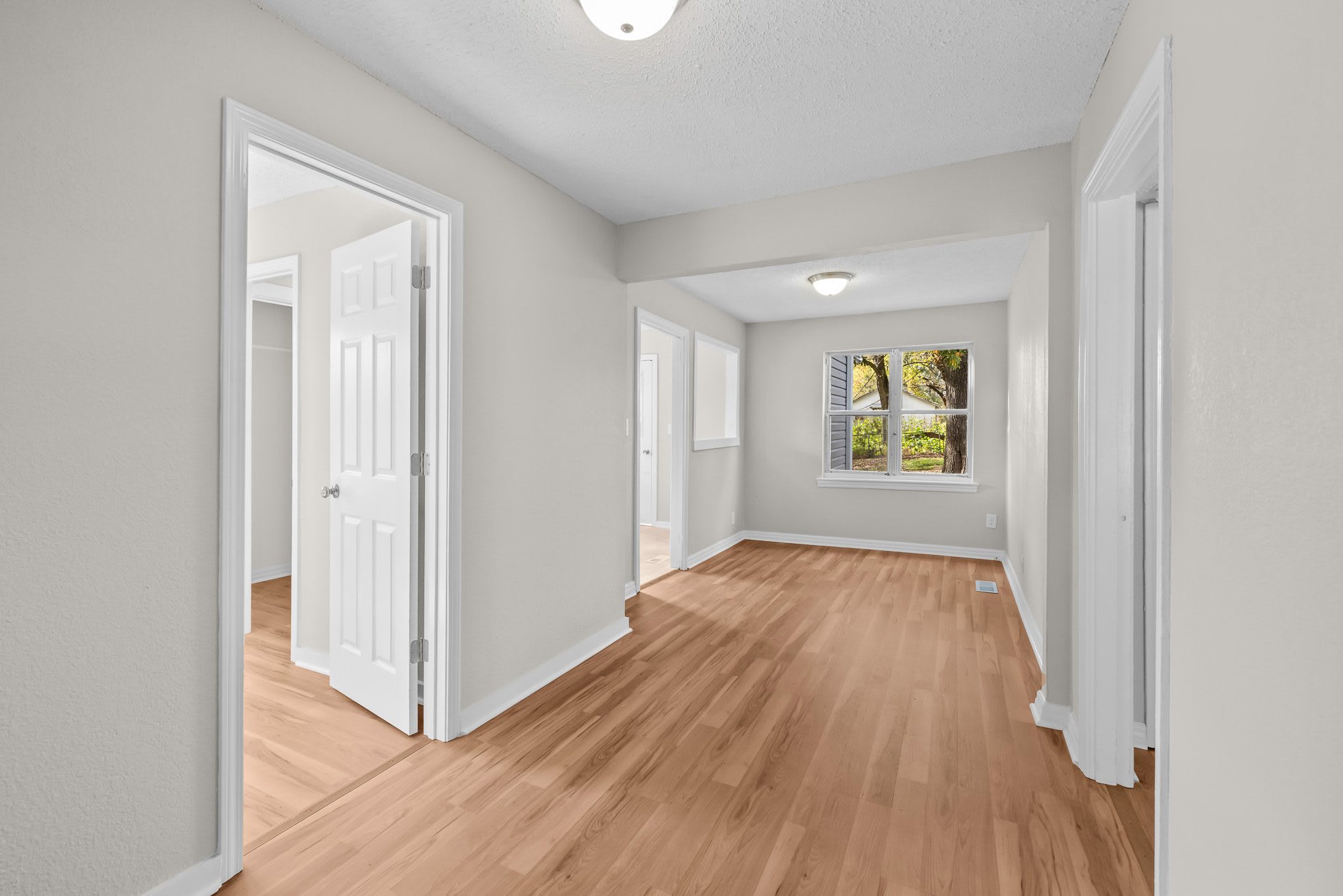 7404 Paris Ave – photo 3