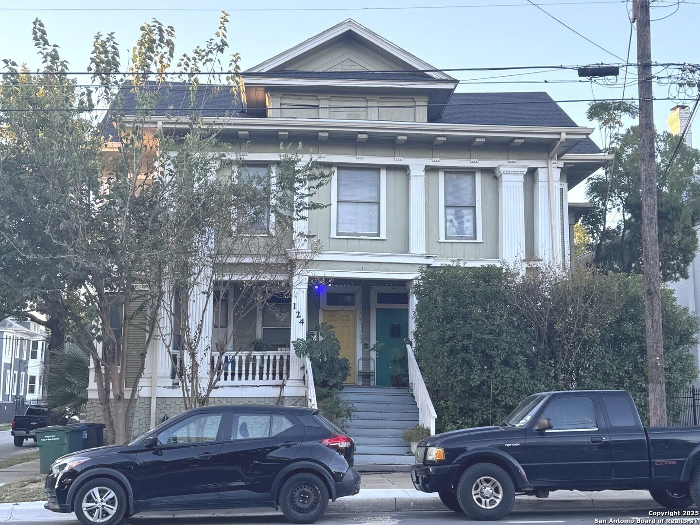 1021 Ogden – photo 1