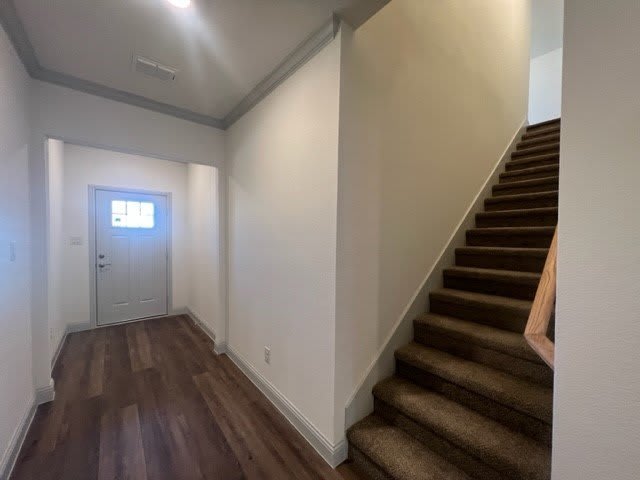 366 Waters Ridge Drive – photo 3