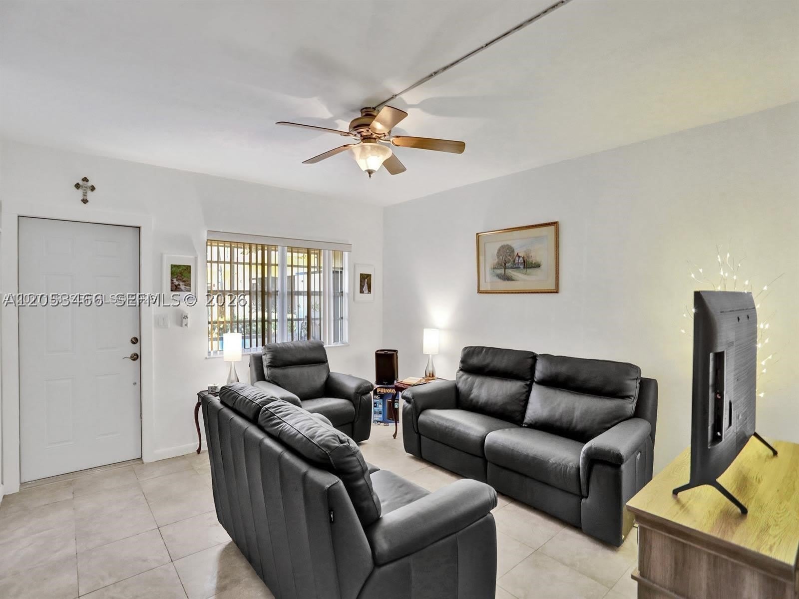 2040 NW 81st Ave – photo 5