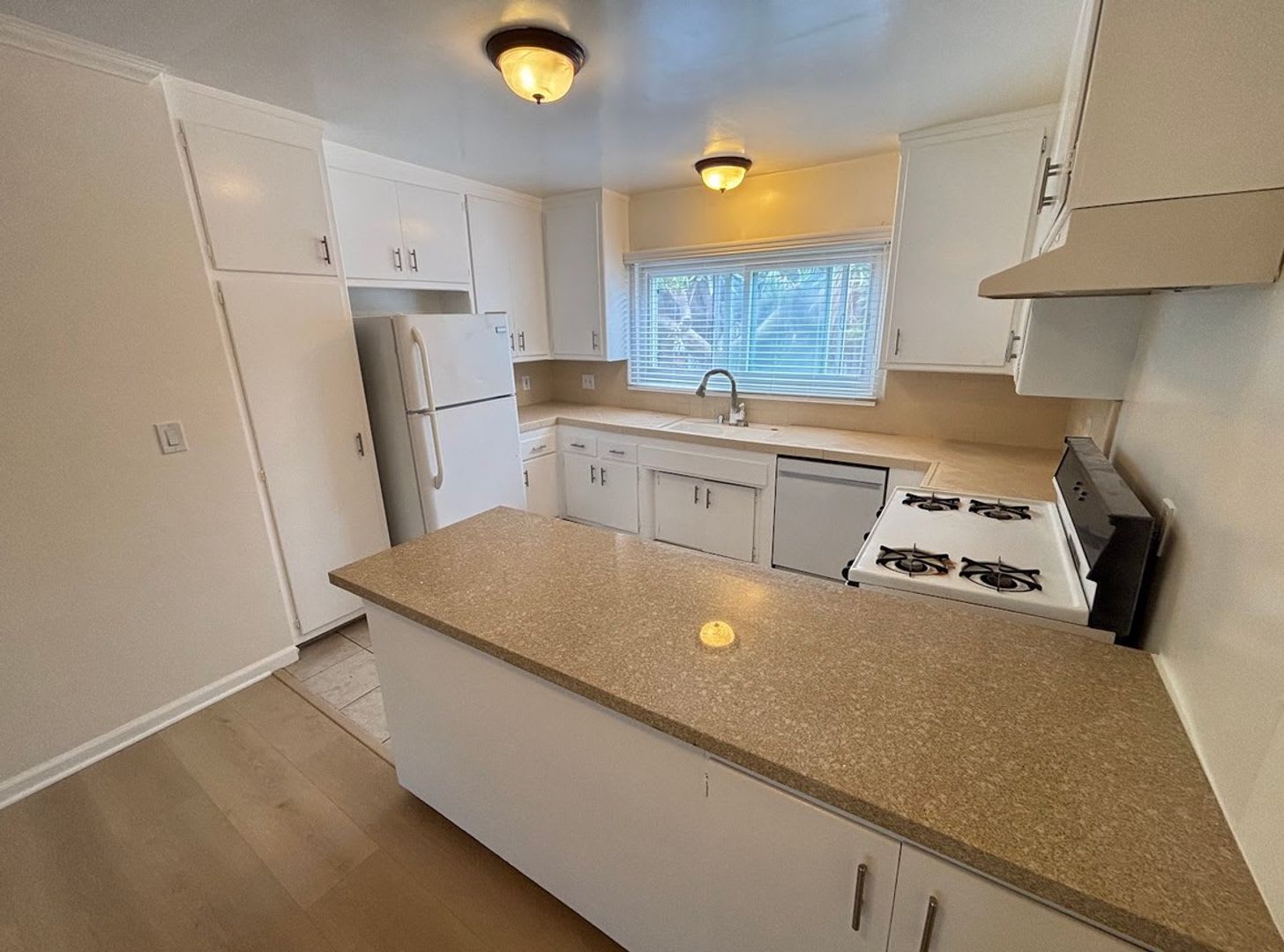8330 LLC property – photo 3