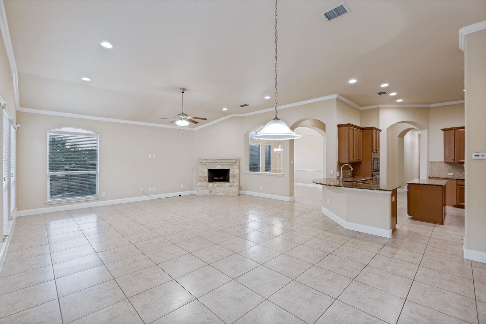 Vallitas @ Cibolo Canyon – photo 4
