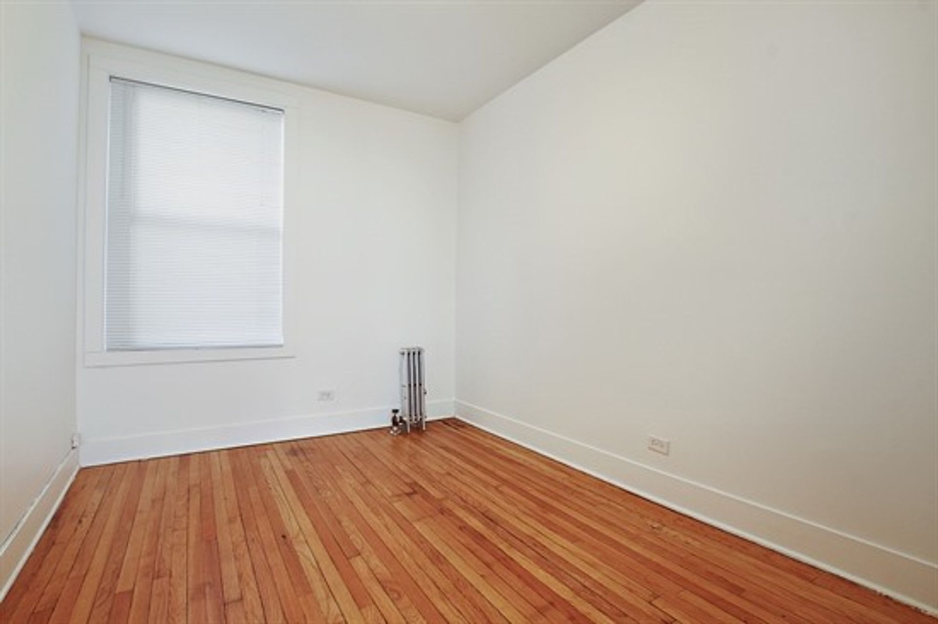7057 Princeton Englewood Apartments – photo 4