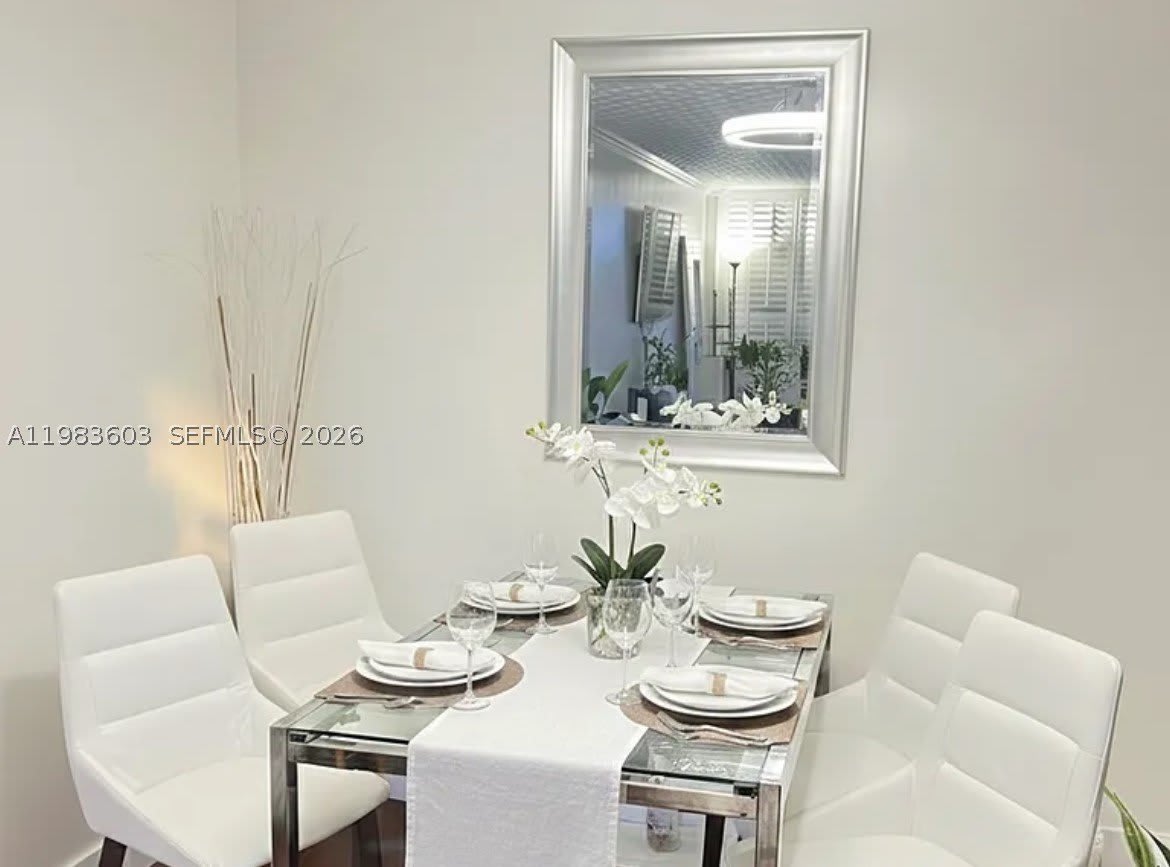 2450 NE 135th St – photo 3