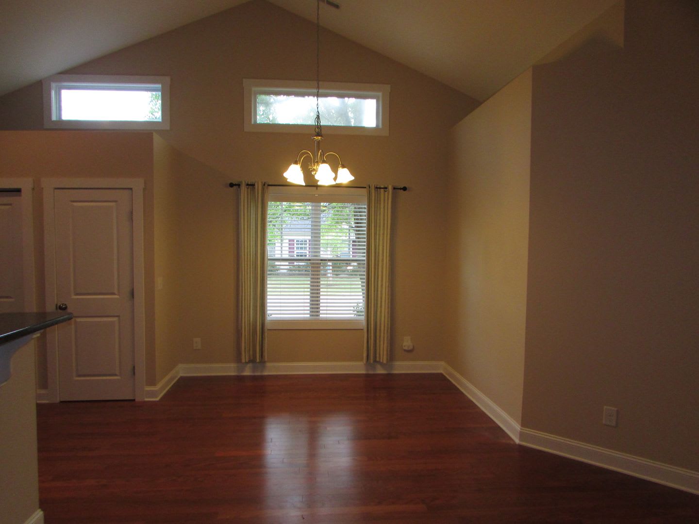 3 bedroom, 2 bathroom house in Bolivia, NC – photo 5
