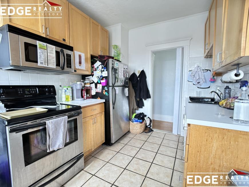 1746 Commonwealth Ave. – photo 2