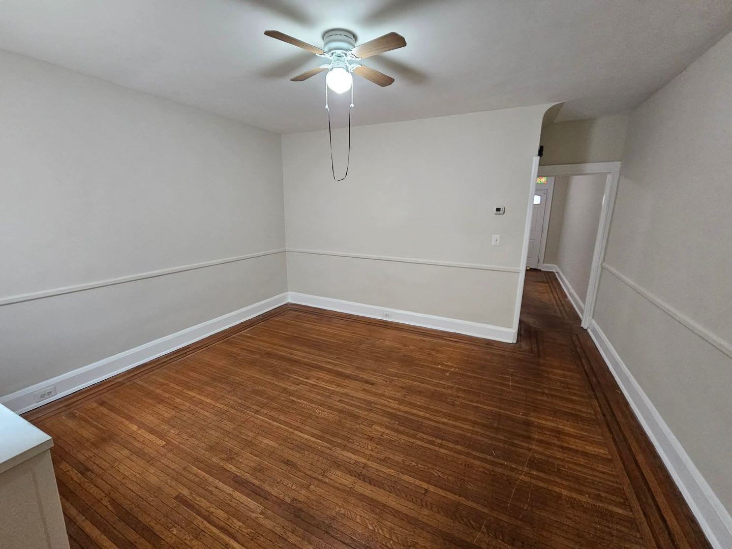 2 Bedroom 1 Bathroom in Belair-Edison – photo 3