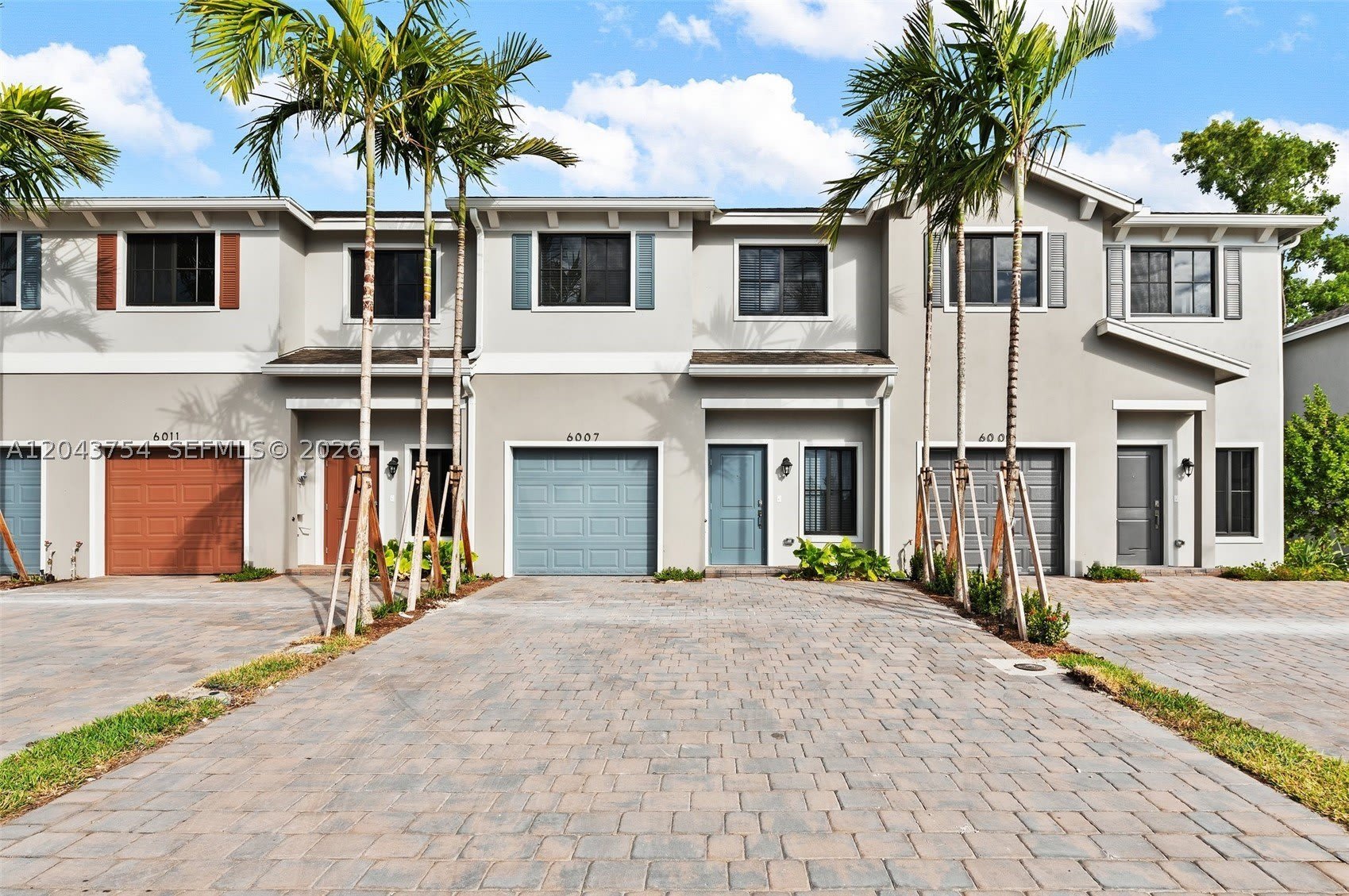6007 Coralberry St – photo 1