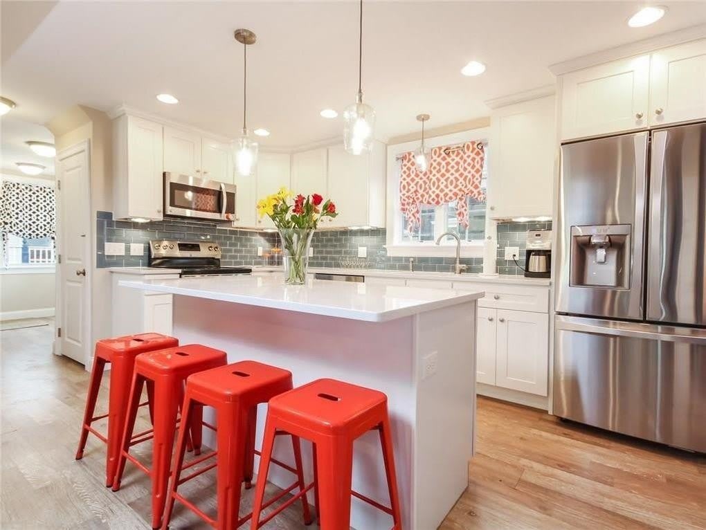 13 Lucas Avenue – photo 5