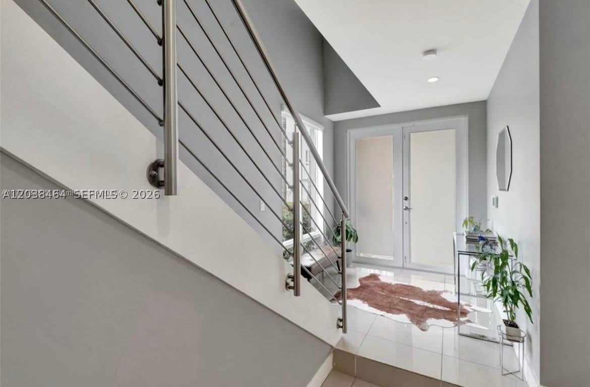 6438 NW 104th Ct – photo 4