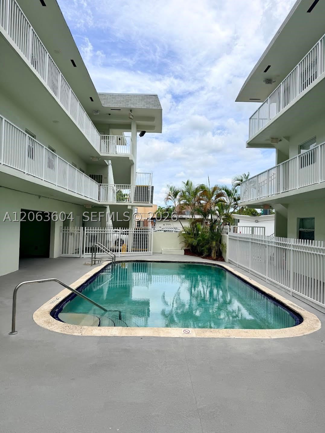 12890 NE 8th Ave – photo 2