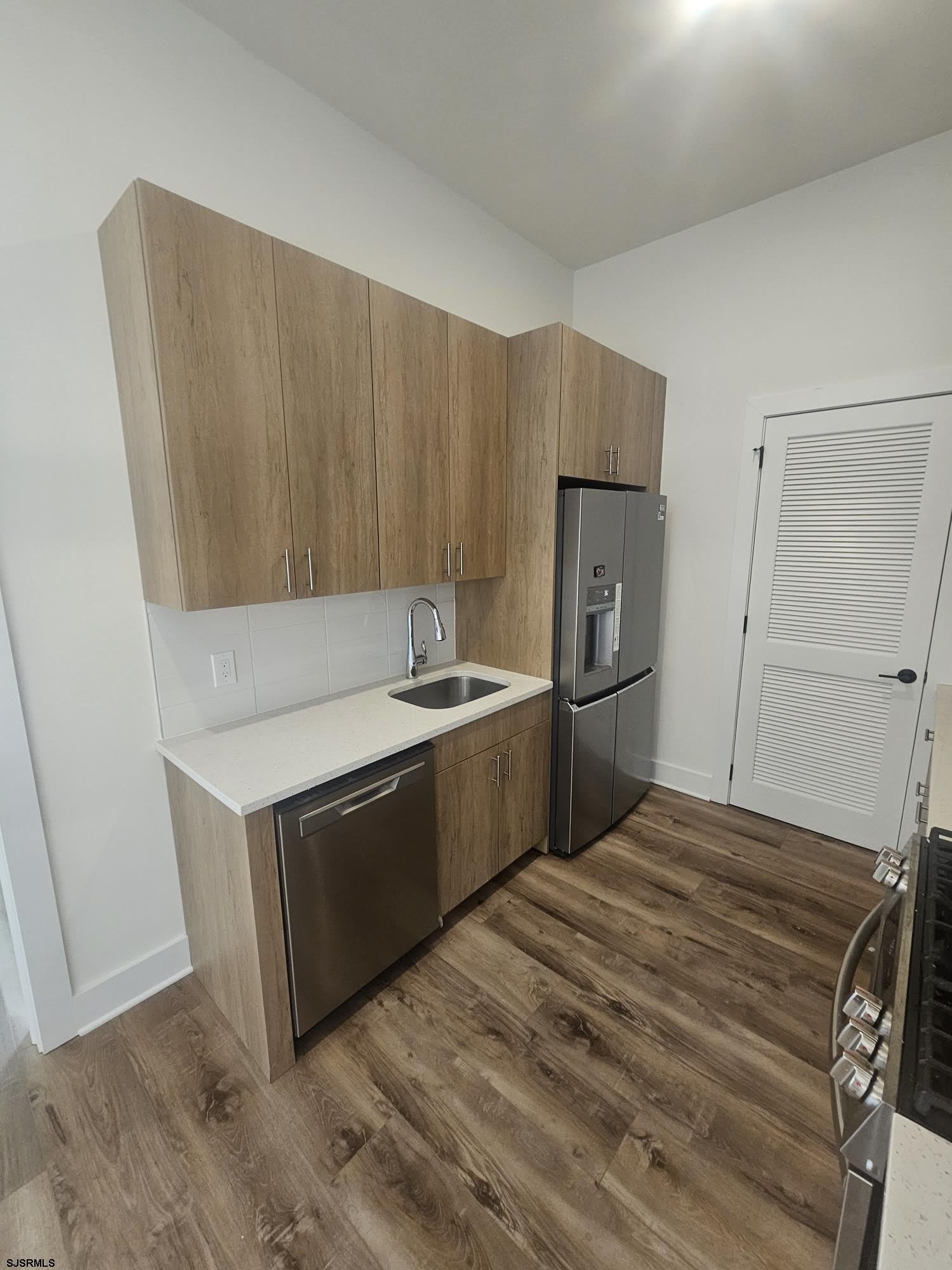 124 Saint James – photo 3