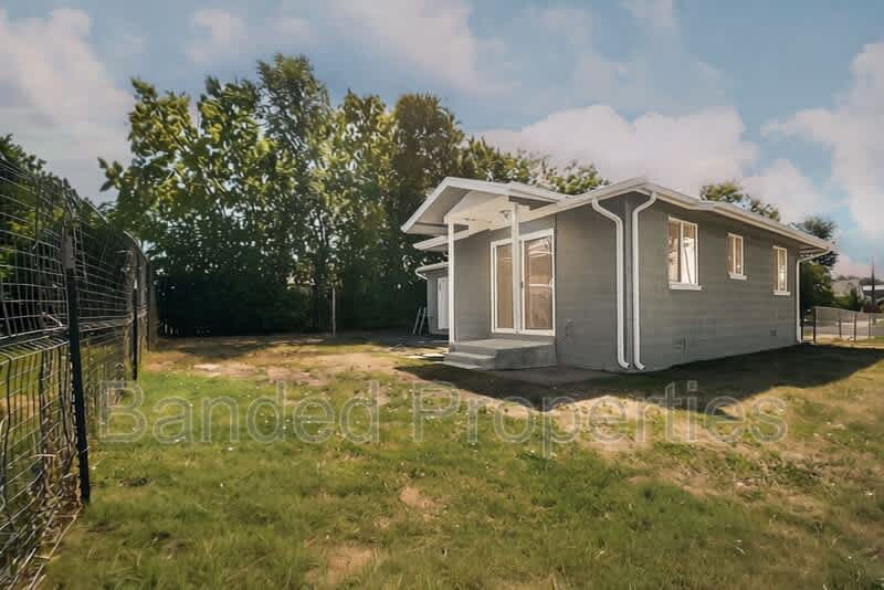 376 West 700 North – photo 5
