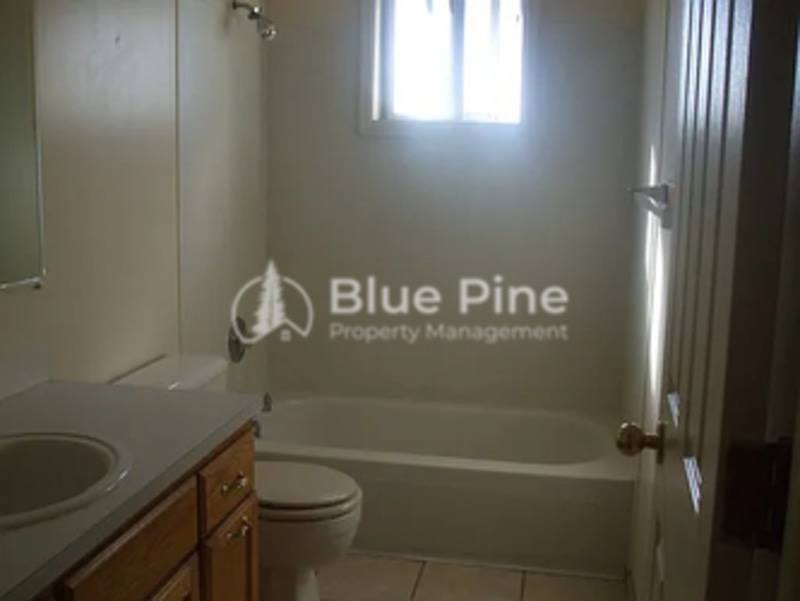 635 South 5th Street West – photo 3