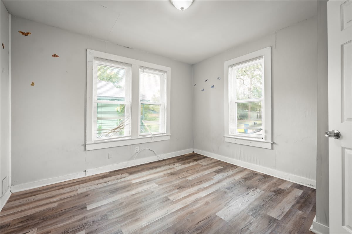 256 Vernis Ave – photo 3