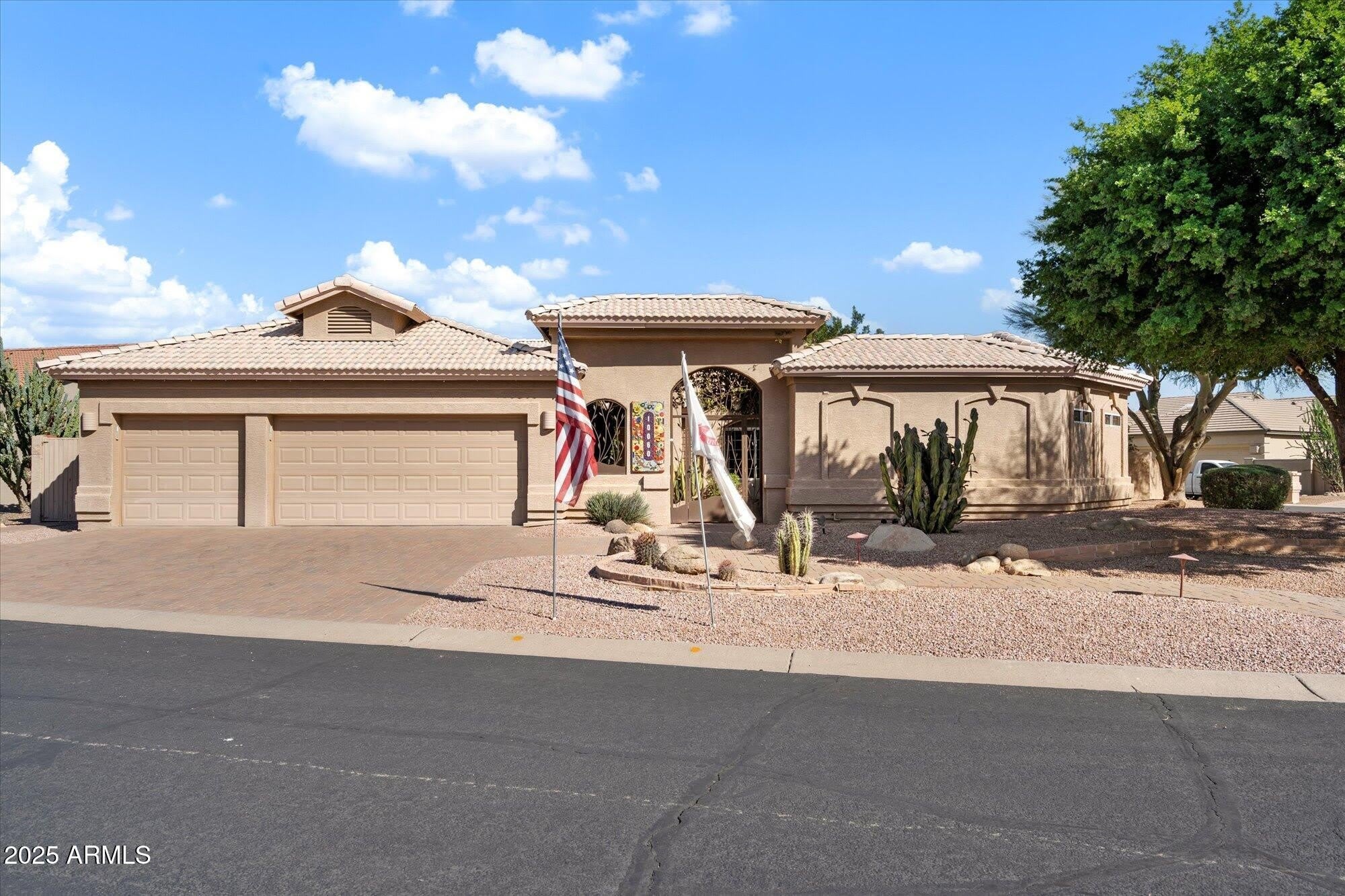 10060 E EMERALD Drive – photo 2