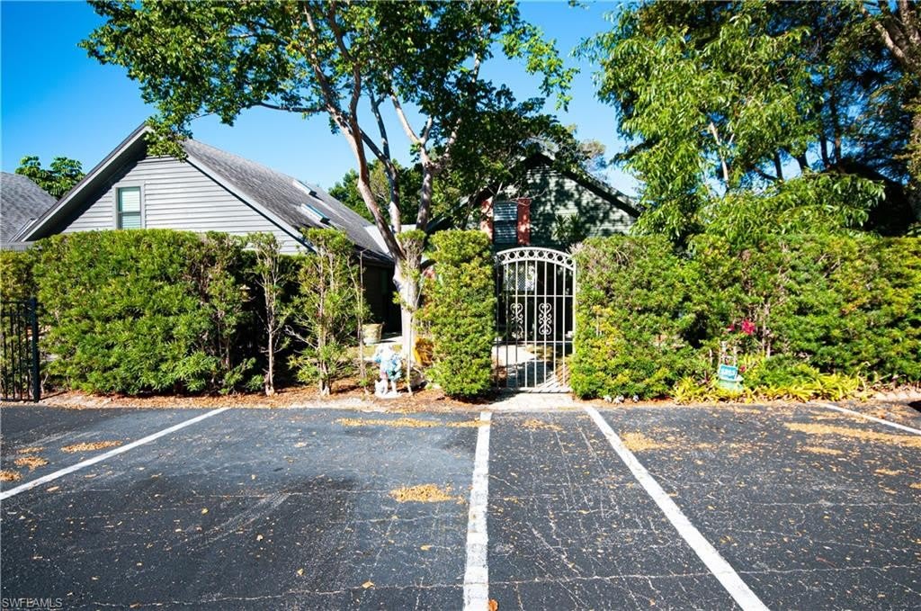 1313 Solana Rd W – photo 1