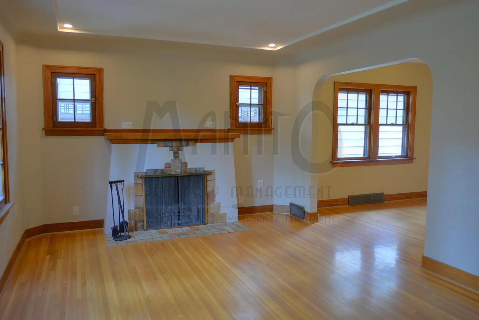 **COMING SOON** Vintage Cliff-Cannon Bungalow – photo 4