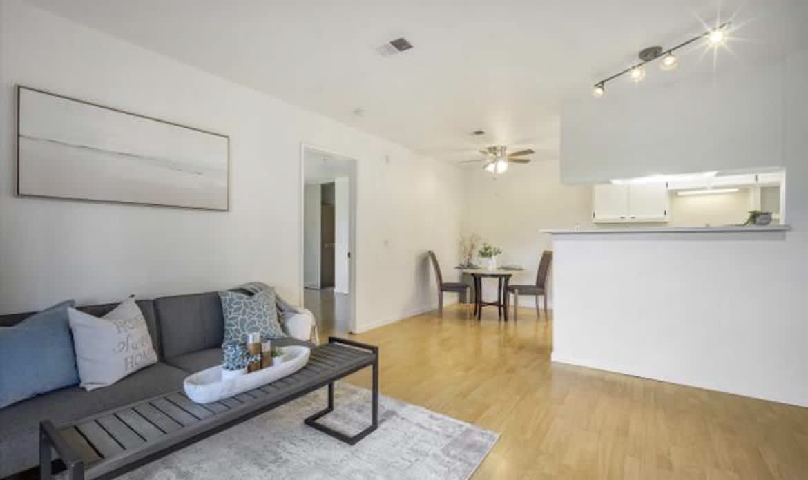 8201 Camino Colegio Apt 148 – photo 4