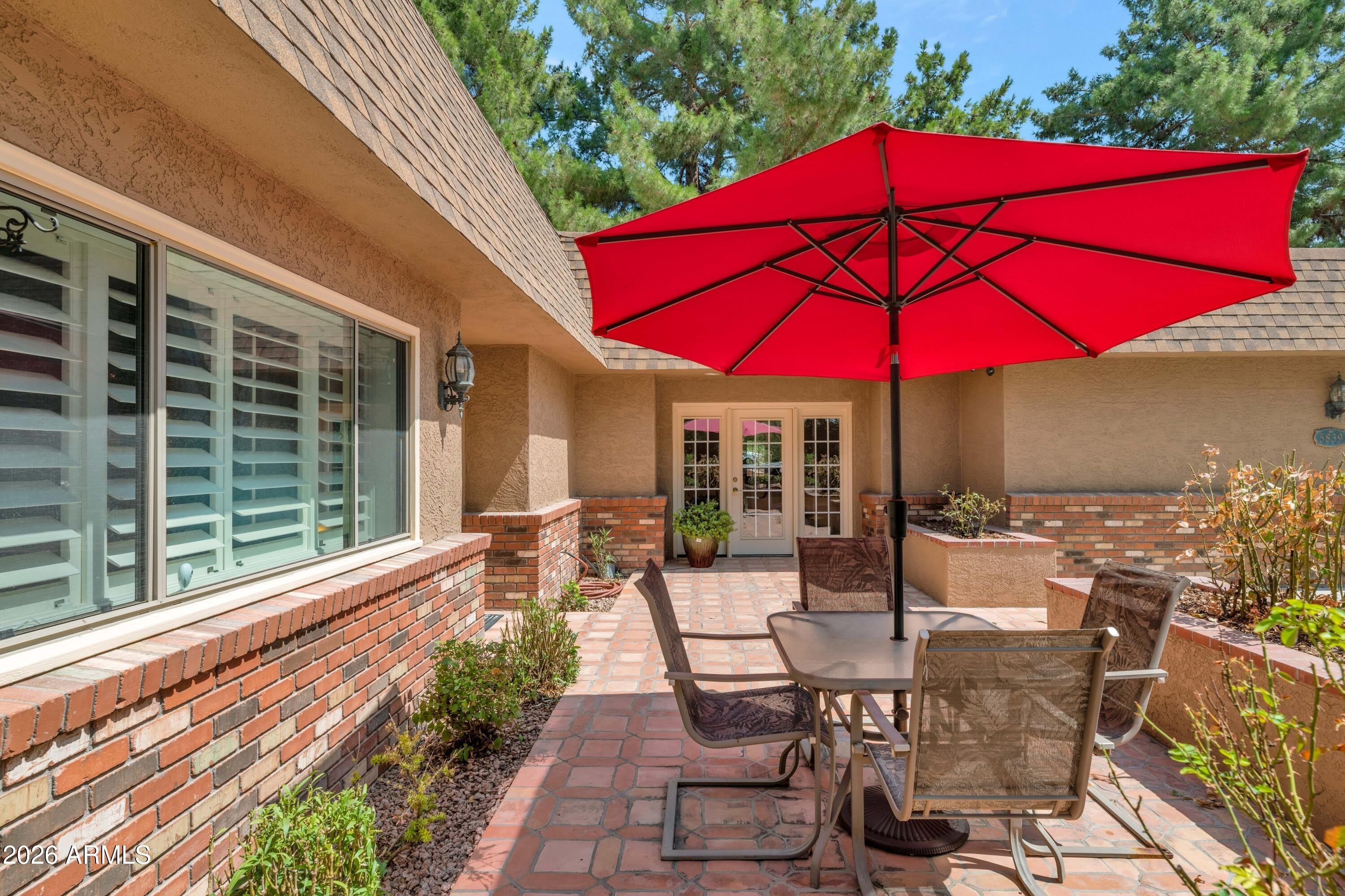 5839 E INDIAN SCHOOL Road – photo 2