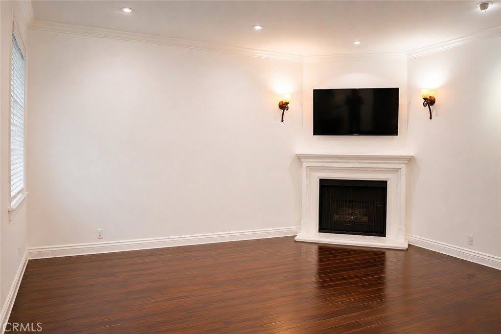 4128 Whitsett – photo 5