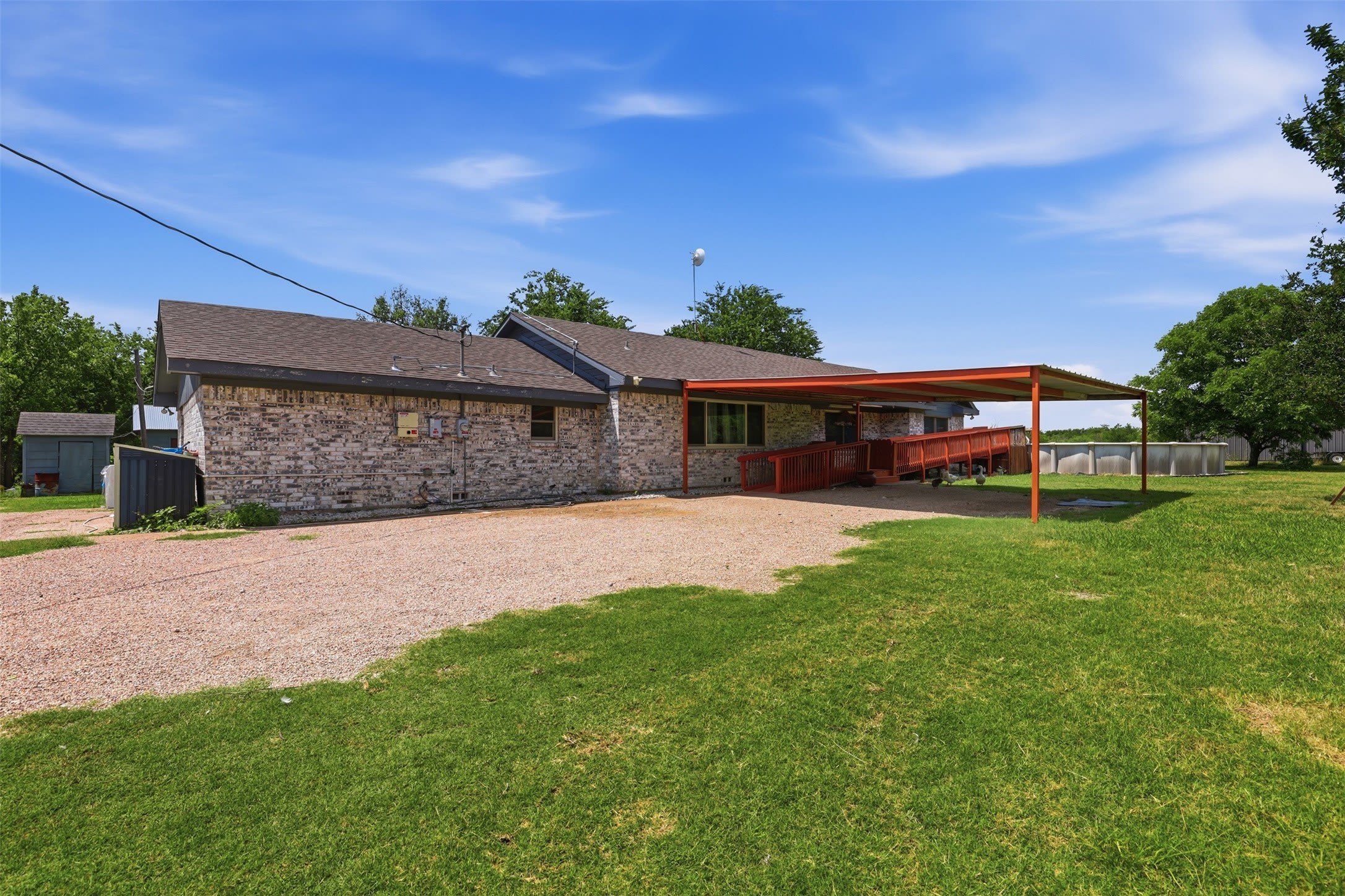 1517 Wiggins Road – photo 2